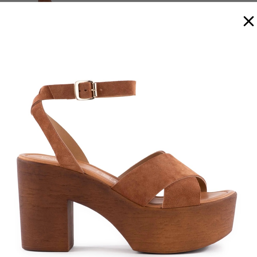 Seychelle’s Sweetener Platform Sandal